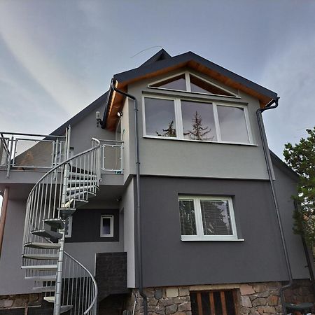 Apartman Nikol Prievidza Exterior photo