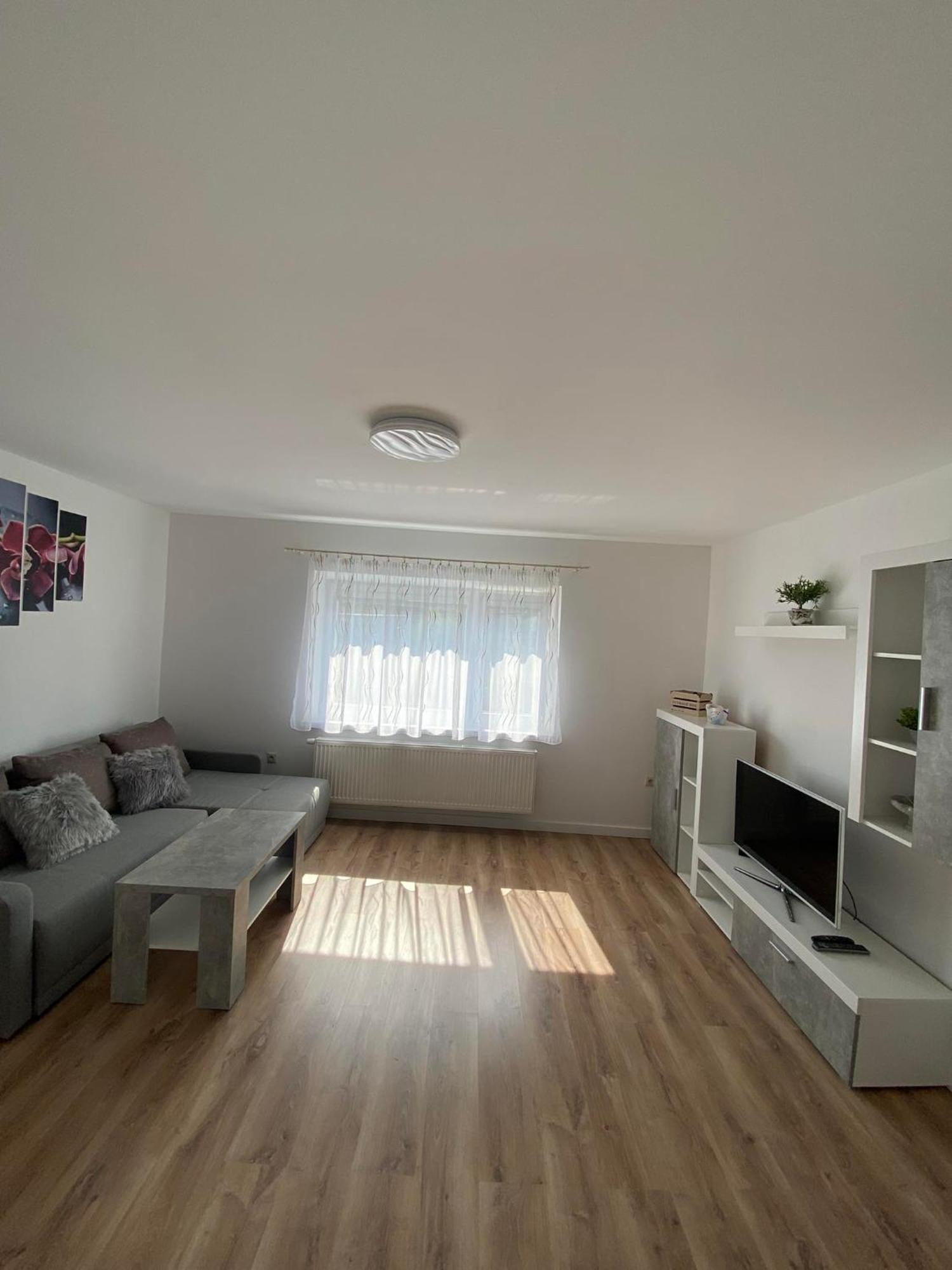Apartman Nikol Prievidza Exterior photo